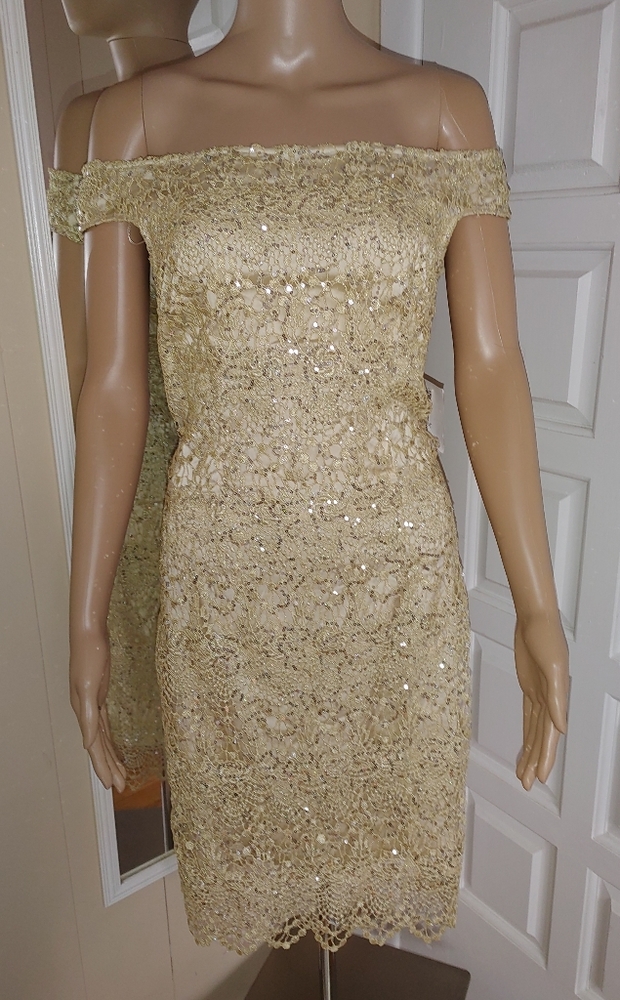 Kay Unger NY butter gold lace sequin off shoulder elegant dress size 4 NWT